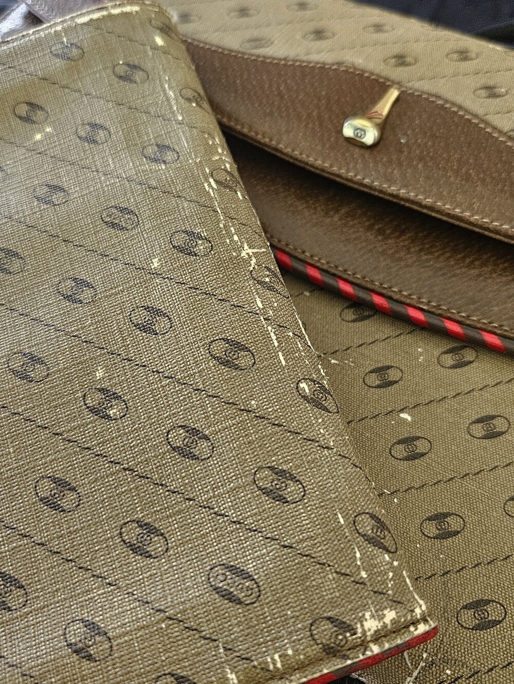 VINTAGE GUCCI PURSE,GUCCI WALLET, Read The History Of GUCCI, Collector Gucci, - Picture 5 of 16